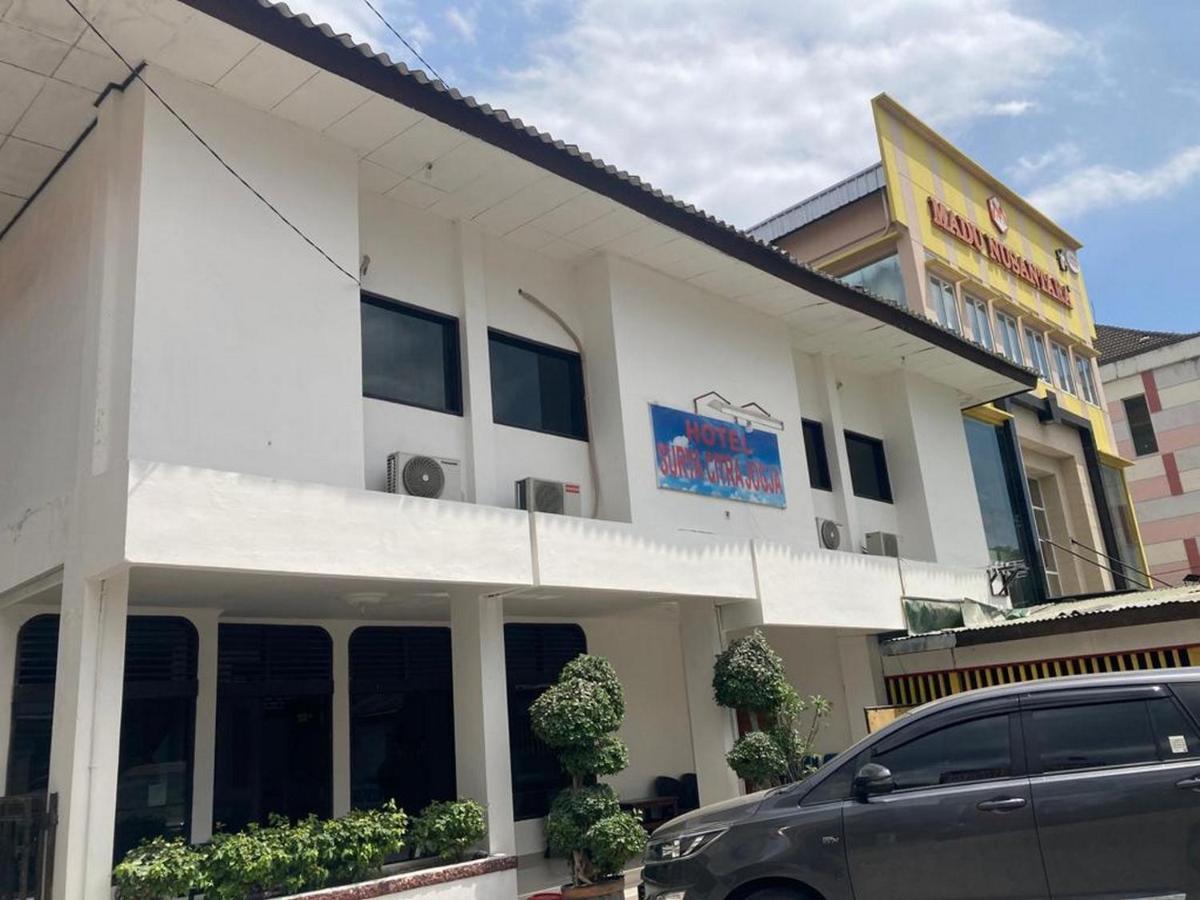 Hotel Surya Citra Jogja A Mitra Reddoorz Yogyakarta Esterno foto