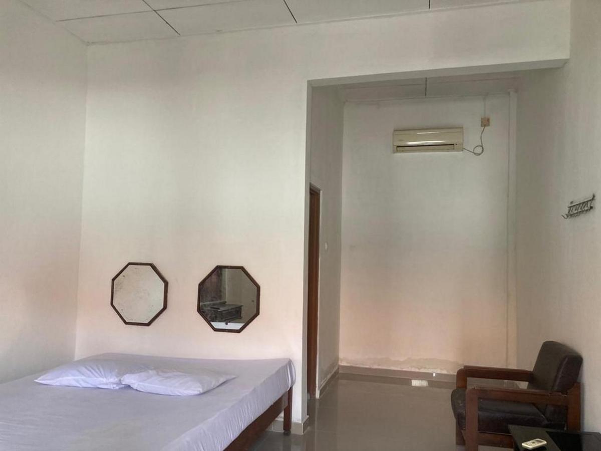 Hotel Surya Citra Jogja A Mitra Reddoorz Yogyakarta Esterno foto