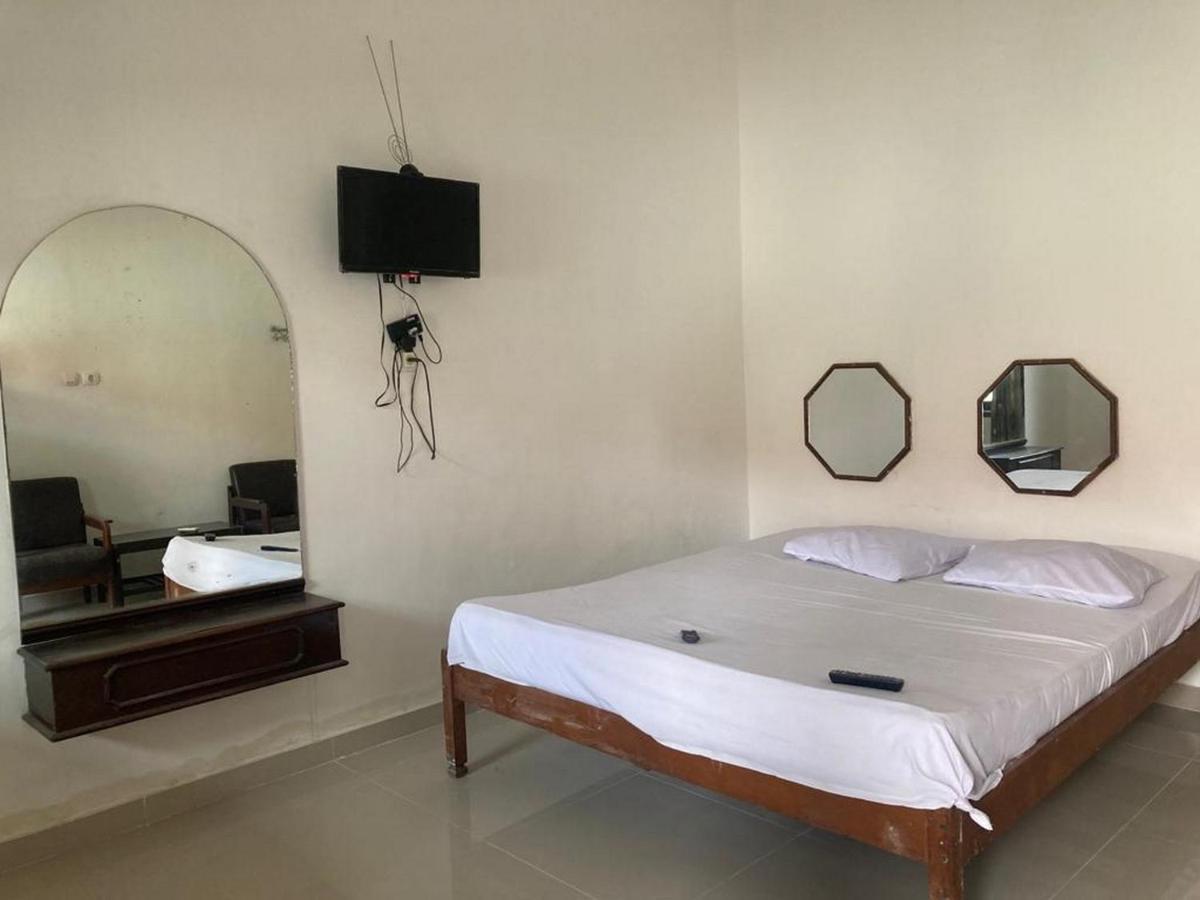 Hotel Surya Citra Jogja A Mitra Reddoorz Yogyakarta Esterno foto
