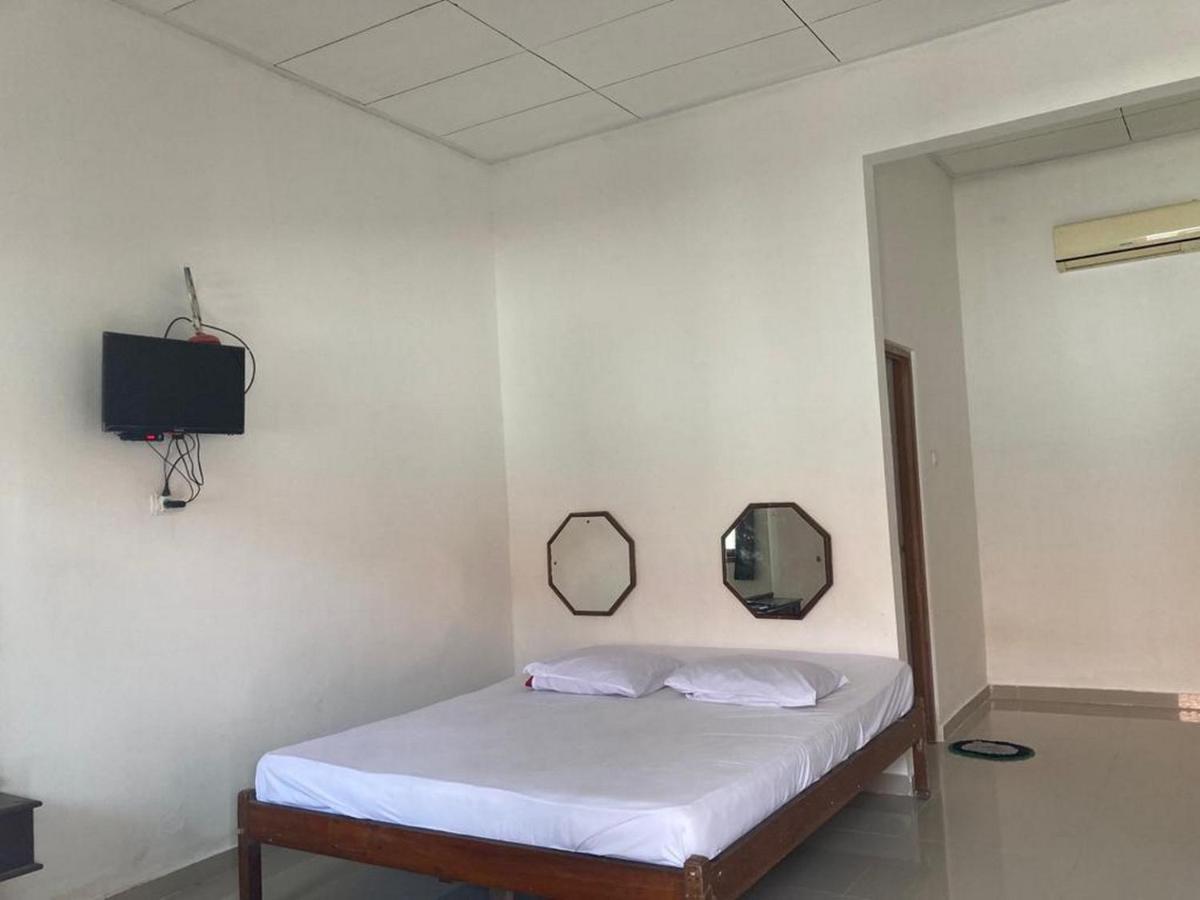 Hotel Surya Citra Jogja A Mitra Reddoorz Yogyakarta Esterno foto